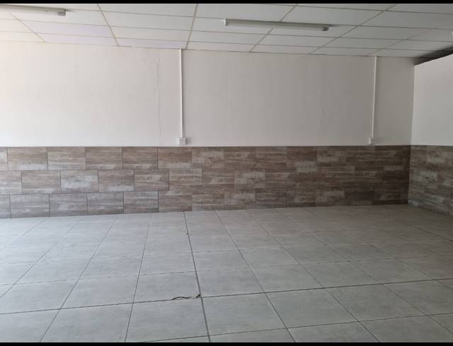 90M² RETAIL TO LET IN WHITE RIVER CENTRAL